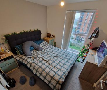 2 bedroom flat to rent - Photo 3