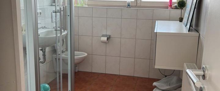 Zimmer in Haus gg Kinderbetreuung - Foto 1