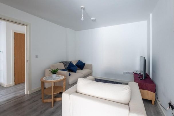 2 bedroom flat to rent - Photo 1