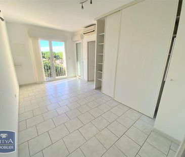 Location Appartement 2 pièces 37m² PORT ST LOUIS DU RHONE 13230 - Photo 1