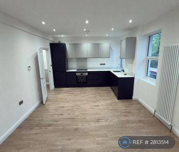 2 bedroom maisonette to rent - Photo 4