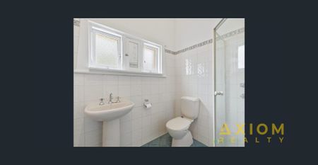 Charming 3-Bedroom Home in Prestigious Unley Park - Photo 3