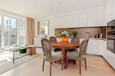 A luxury 2 bed apartment situated beside the River Thames. - Photo 3