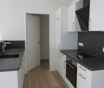 Schicke 2-Zimmer-EG-Wohnung mit Einbauküche und Tiefgarage - Photo 3