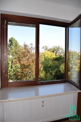 Eleganter "Retro-Style" - Großzügige, sonnige, ruhige Wohnung mit Süd-Loggia! 2 Garagenplätze! - Foto 1