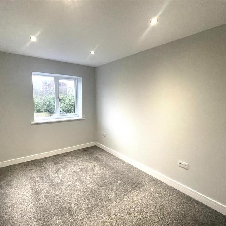 4 bedroom house to rent - Photo 1