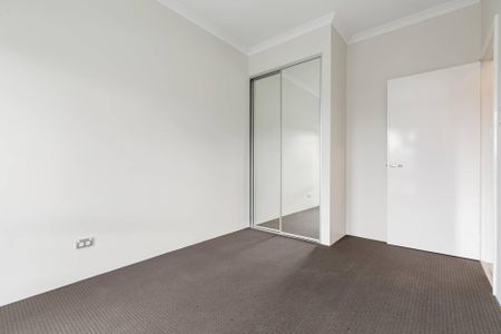 Bright & Spacious Haven - Photo 5