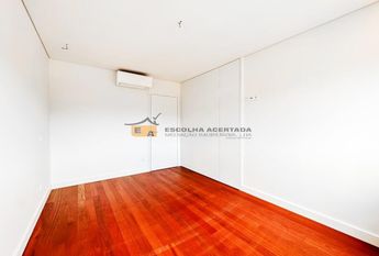Apartamento T4 em Porto