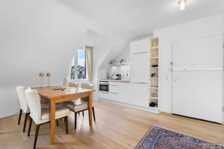 Welc(H)ome® by RIDA FLATS – Altstadt! Maisonette-Penthouse mit Domblick: Stilvoller Wohntraum - Photo 5