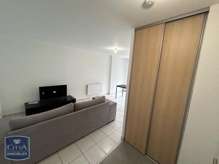 Location Appartement 2 pièces 43m² MULHOUSE 68100 - Photo 3
