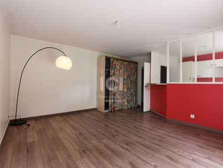 Location Appartement 3 pièces 65m² - Photo 3