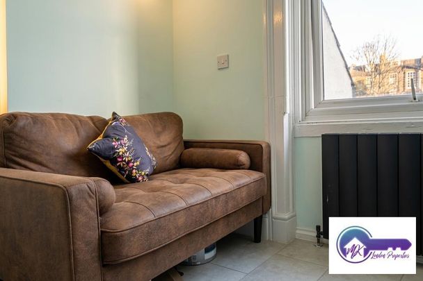 2 bedroom flat to rent - Photo 1