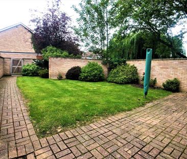 2 bedroom end of terrace house to rent - Photo 6