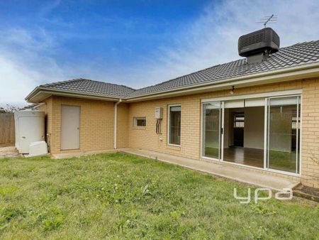 Budget-Friendly Family Home in Wallan - Photo 5