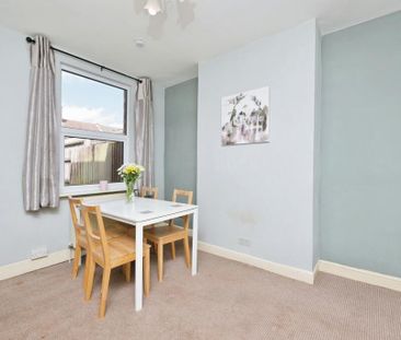2 bedroom house to rent - Photo 3