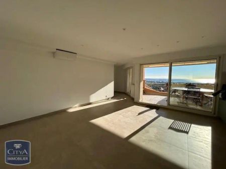 Appartement à louer 3 pièces 79.81m² - Photo 2