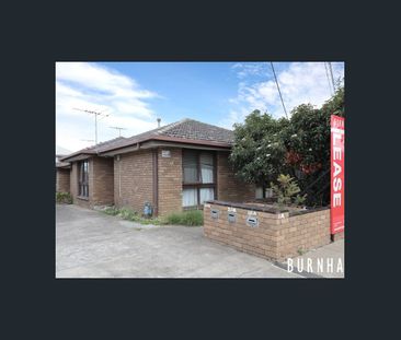 Unit in Convenient Location - Photo 3