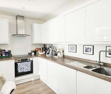 Hampton Place, Ashford, TN23 - Photo 5