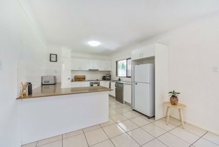 36 Highbridge Street, Carseldine QLD, Belconnen - Photo 5