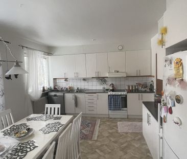 Vaksalagatan, Uppsala - Photo 1