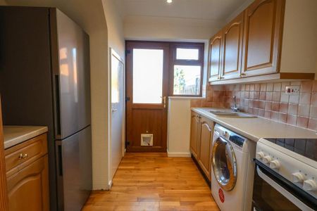 1 bedroom semi-detached house to rent - Photo 3