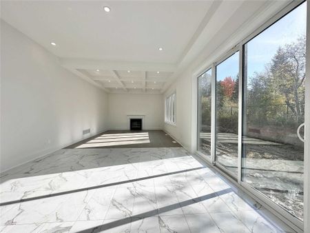 For Lease - 80 Silk Twist Drive, East Gwillimbury, Ontario - Photo 2
