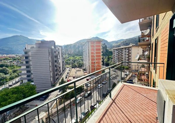Casa in affitto - Via Bartolomeo Berrettaro, Palermo (rif. 37/2026)