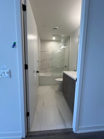 For Lease - 8 Interchange Way Unit# 2211, Vaughan, Ontario - Photo 3