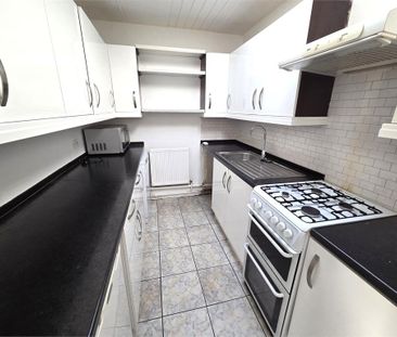 2 bedroom maisonette to rent - Photo 1