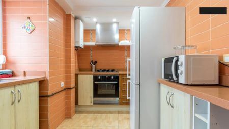 Carrer de Sant Vicent Màrtir, Valencia, Valencian Community 46007 - Photo 4