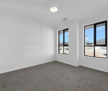 Modern Comfort & Quality Living in Angle Vale - Photo 2