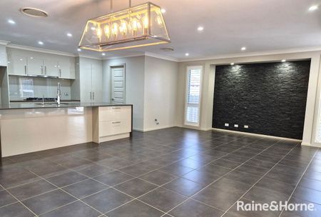 Spacious Modern Family Home in Glenfield - AVAILABLE NOW! - Photo 5