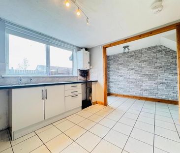 13 Rathfern Way, Rathfern, Newtownabbey, BT36 6BX - Photo 6