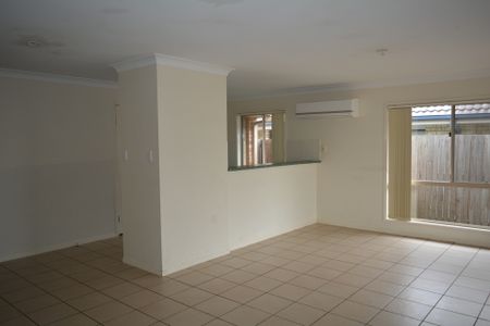 1 Balonne Drive, Glenvale - Photo 3