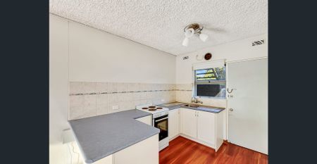 Stylish Living in Prestigious Applecross - Photo 4