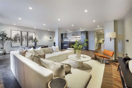 Switch House West, Battersea Power Station, Circus Road West, London, SW11 8BD - Photo 3