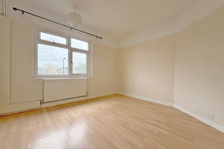 Beech Gardens, W5, Ealing - Photo 2