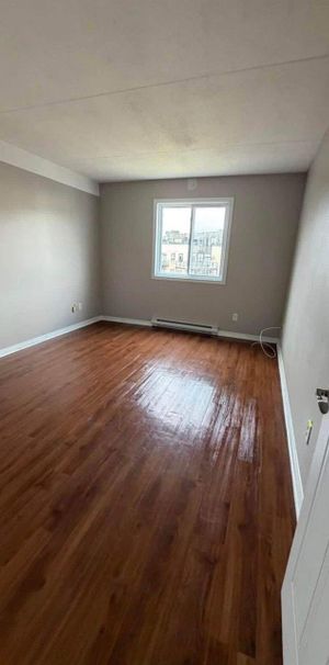2 CH - 1 SDB - Gatineau - $1,720 /mo - Photo 1