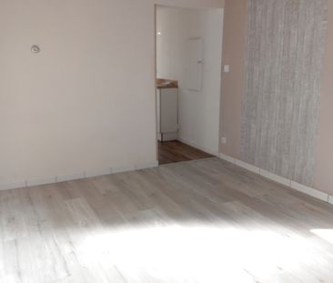 Location Appartement 2 pièces 38m² MARMANDE 47200 - Photo 2