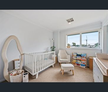 Stylish & Low-Maintenance Living in the Heart of Lightsview - Photo 4