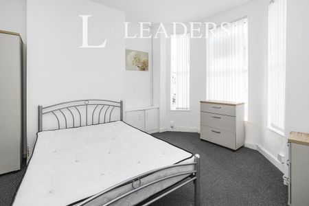 4 bedroom house to rent - Photo 2