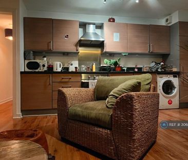2 bedroom flat to rent - Photo 6