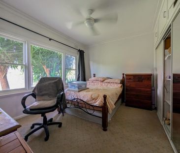 Popular Pritchard Street - Photo 5