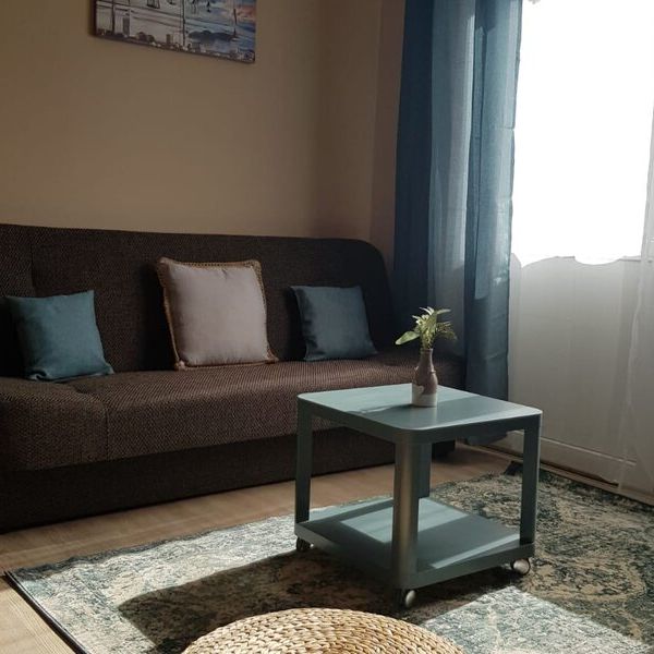 Calea Victoriei/ Amzei Proprietar, inchiriez apartament 3 camere, - Photo 1