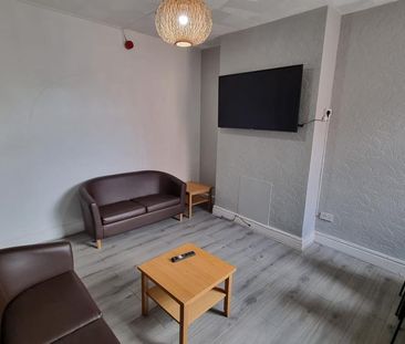 5 bedroom terraced house to rent - Photo 6