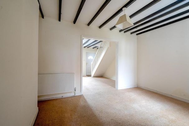 2 bedroom cottage to rent - Photo 1