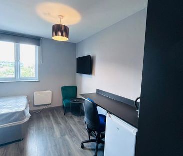 Studio to rent - Photo 3