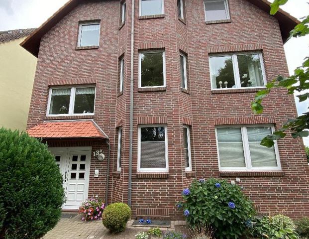 Helle Vier-Zimmer Maisonette-Wohnung mit Garage in Rablinghausen - Photo 1