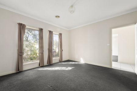 Family Home with Drive-Through Access, Backing onto Riddells Creek Reserve - Photo 2