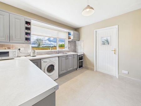 30 Valley Court, Dublin Road, Athlone, Co. Westmeath, N37 H0C7 - Photo 3